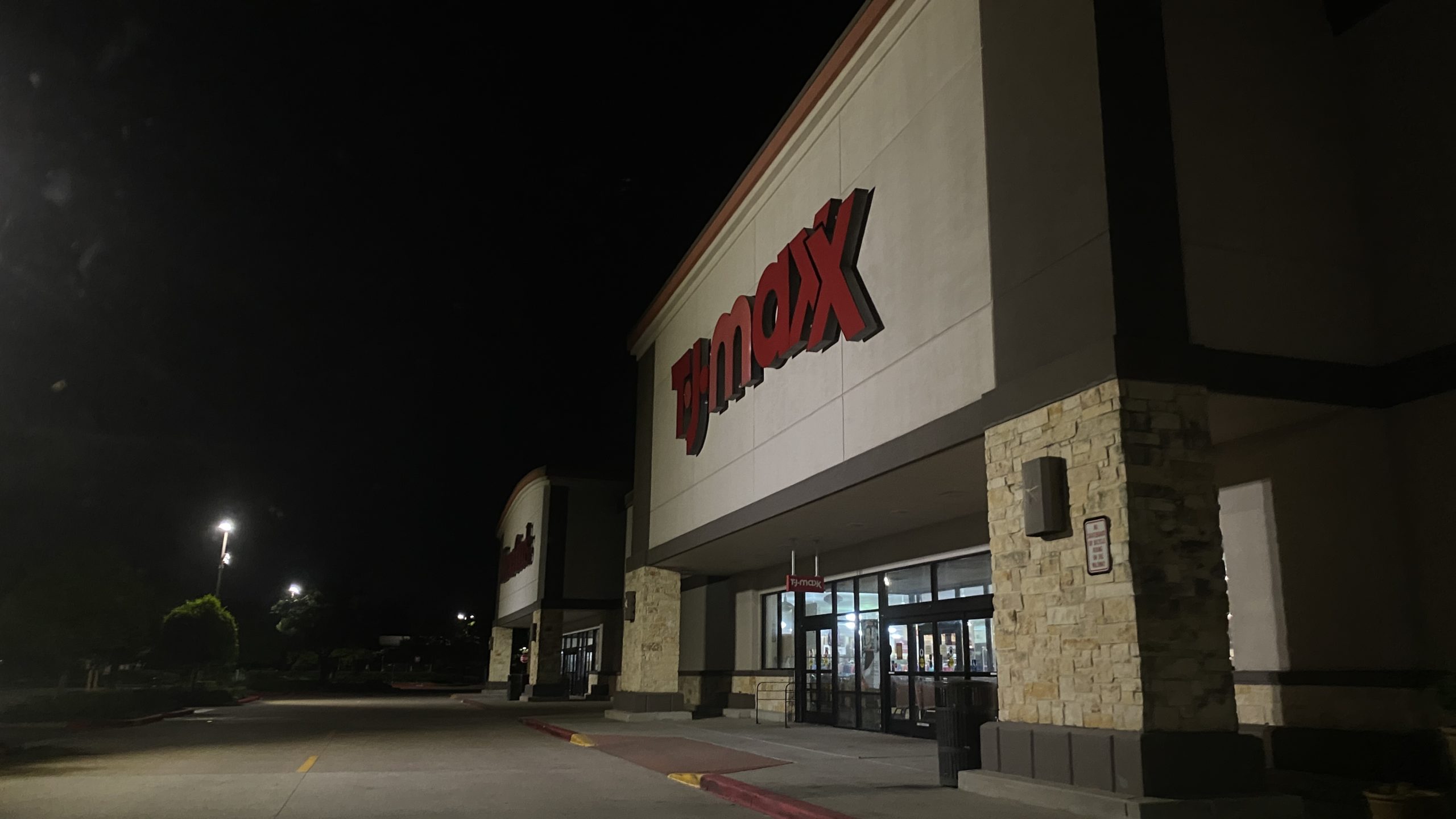 Reviews of “TJ Maxx” located by TJ Maxx in Atascocita, Texas, by real